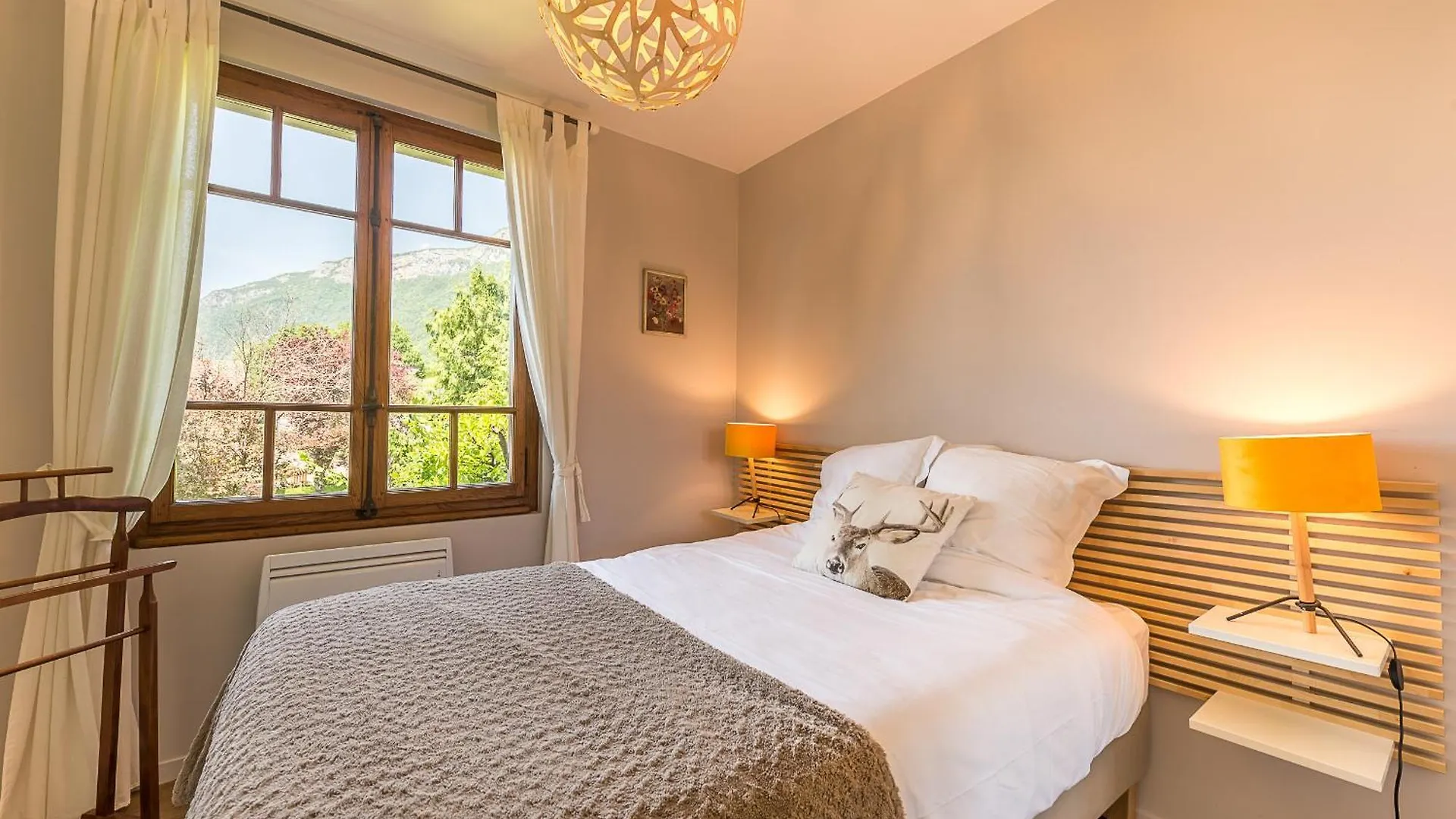 Chalet Aux Grillons - Surplombez Les Eaux Cristallines - Lla Selections By Location Lac Annecy Veyrier-du-Lac France